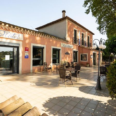 Auberge De La Tour -Appartements- Valros 외부 사진